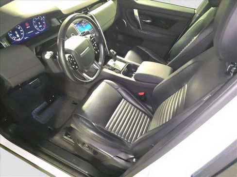 Used 2020 Land Rover Discovery Sport SE AWD/4WD image 16