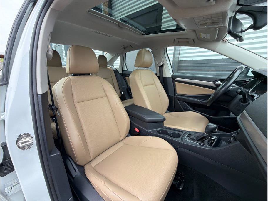 Used 2019 Volkswagen Jetta SE FWD image 19
