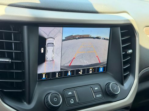 Used 2022 GMC Acadia Denali w/ Denali Ultimate Package FWD image 26