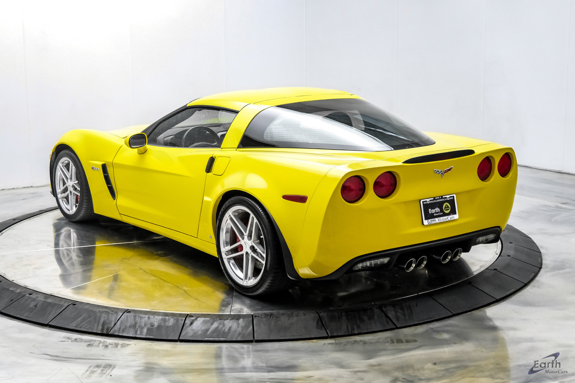 Used 2007 Chevrolet Corvette Z06 w/ Preferred Equipment Group RWD image 13