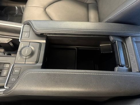Used 2025 Toyota Grand Highlander FWD image 31