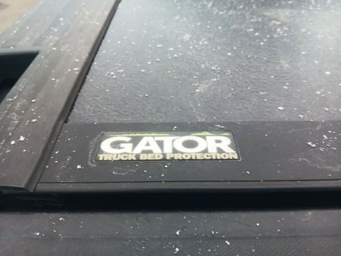 Used 2023 Chevrolet Colorado LT image 15