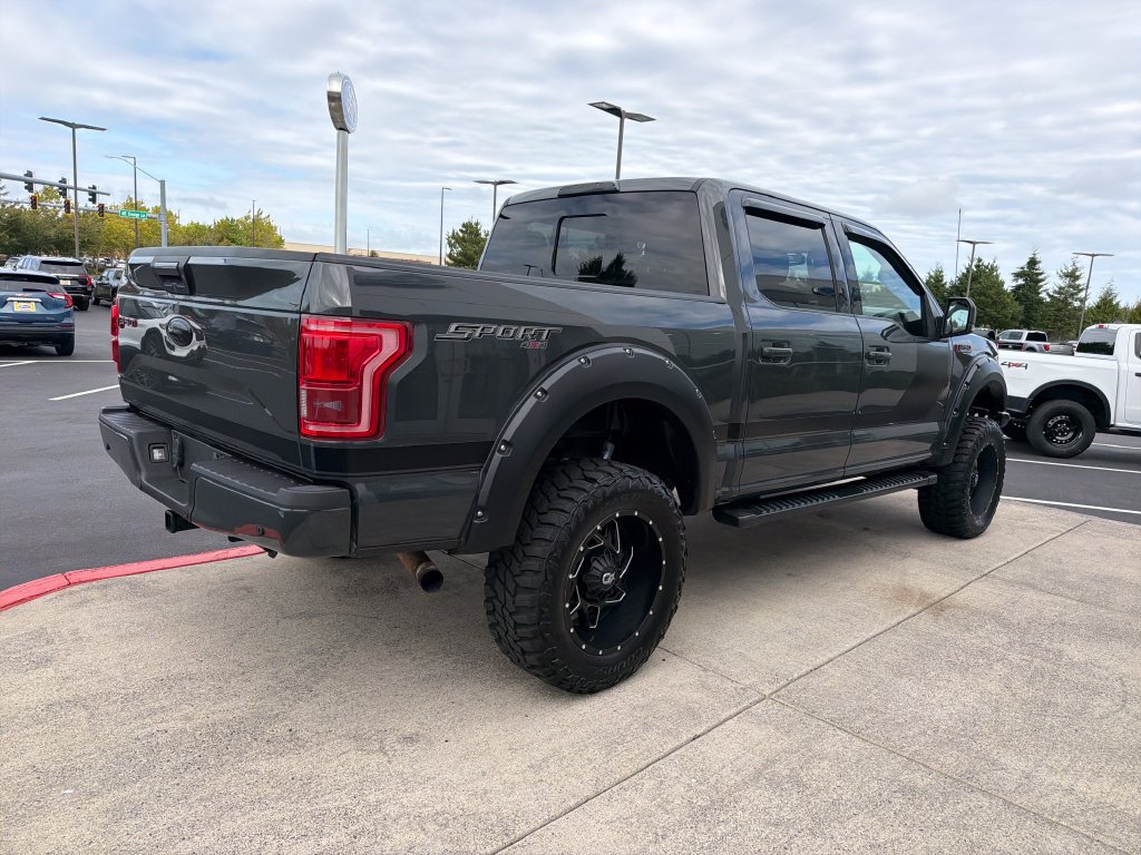 Used 2017 Ford F150 XLT w/ Equipment Group 302A Luxury AWD/4WD image 4