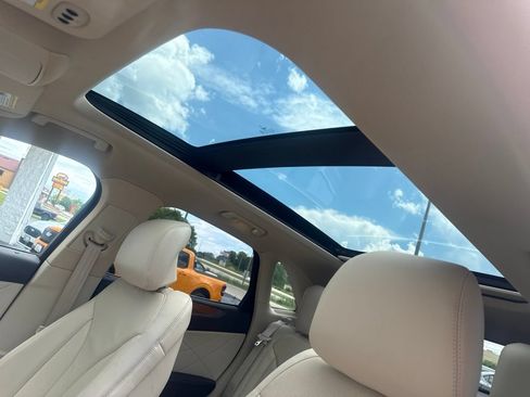 Used 2015 Lincoln MKC AWD w/ Equipment Group 102A Reserve image 13