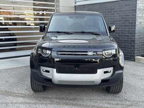 Certified 2024 Land Rover Defender 110 SE AWD/4WD image 2