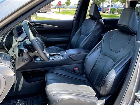 Certified 2023 INFINITI QX60 Luxe w/ Vision Package FWD image 15