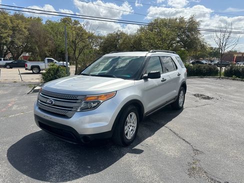 Used 2012 Ford Explorer FWD image 1