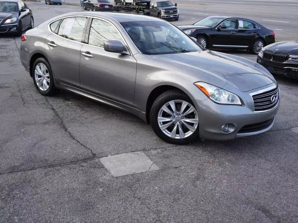 Used 2011 INFINITI M37 w/ Premium Pkg RWD image 7