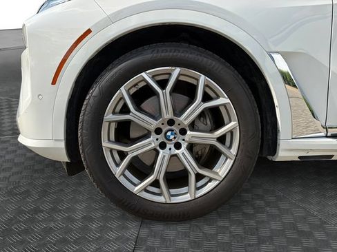 Used 2026 BMW X7 xDrive40i AWD/4WD image 13