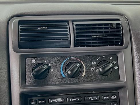 Used 2004 Ford Mustang GT image 15