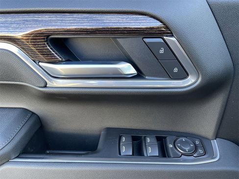 New 2026 GMC Sierra 1500 Elevation image 23
