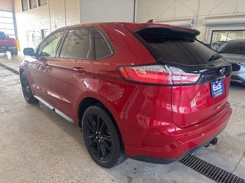 Used 2024 Ford Edge ST-Line w/ Class II Trailer Tow Package image 5