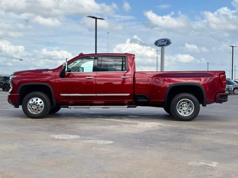 Used 2024 Chevrolet Silverado 3500 High Country image 5