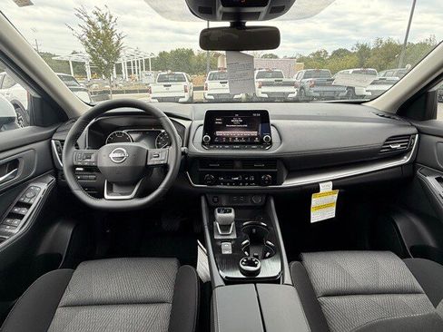 New 2026 Nissan Rogue SV image 20