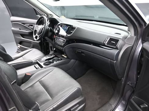 Used 2020 Honda Pilot Elite image 24