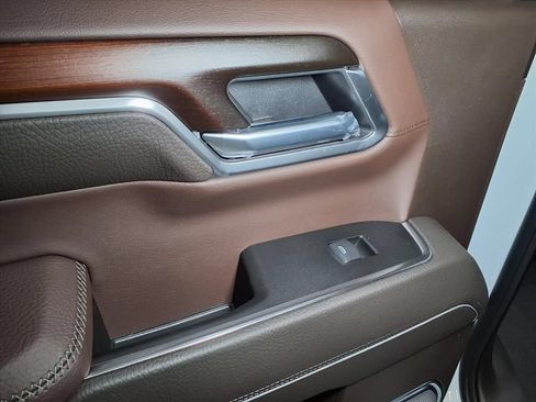 New 2026 GMC Sierra 1500 Denali AWD/4WD image 11