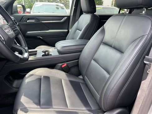 Used 2024 GMC Acadia Elevation w/ Luxury Package AWD/4WD image 24