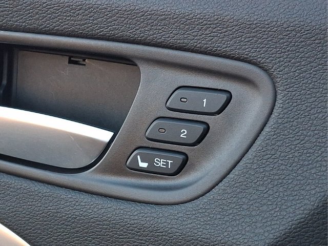 Used 2020 Acura MDX SH-AWD image 25
