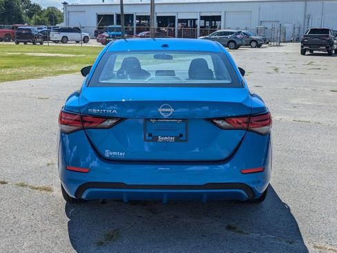 Used 2025 Nissan Sentra SV FWD image 4