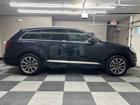 Used 2017 Audi Q7 3.0T Prestige AWD/4WD image 7