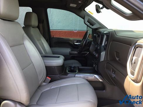 Used 2020 Chevrolet Silverado 3500 LTZ w/ LTZ Premium Package image 42