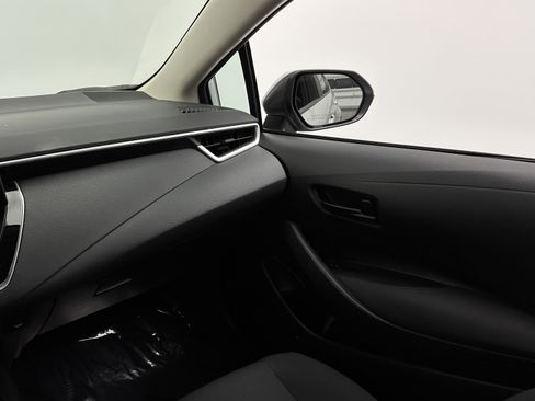 Used 2024 Toyota Corolla LE w/ LE Convenience Package image 26