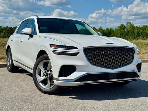 New 2026 Genesis GV70 2.5T Advanced image 1