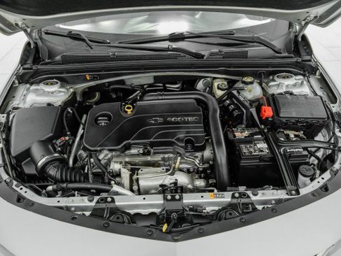 Used 2016 Chevrolet Malibu LT image 48