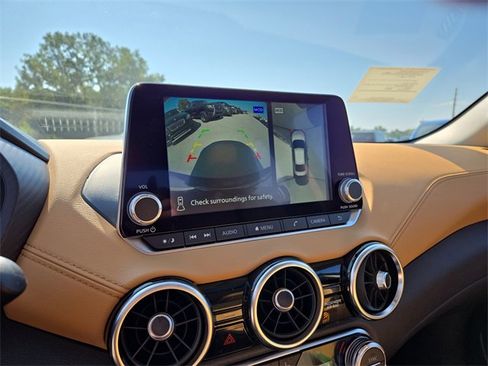 New 2025 Nissan Sentra SV w/ SV Premium Package image 24