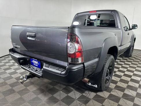 Used 2011 Toyota Tacoma 4x4 Access Cab w/ Convenience Pkg image 5