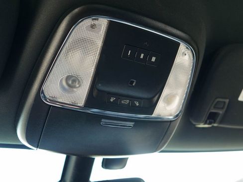 Used 2019 Dodge Durango R/T w/ Blacktop Package RWD image 29