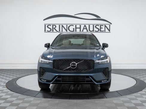 New 2026 Volvo XC60 B5 Core w/ Climate Package AWD/4WD image 2