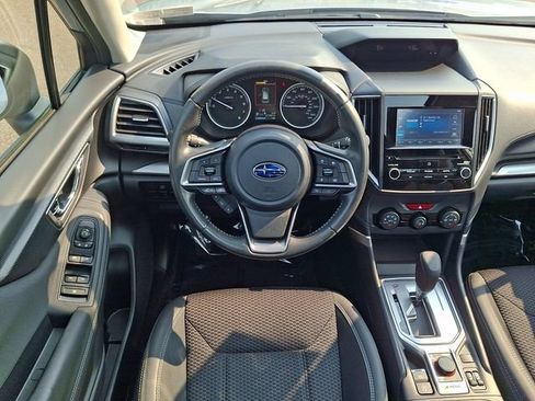 Certified 2022 Subaru Forester Premium AWD/4WD image 11