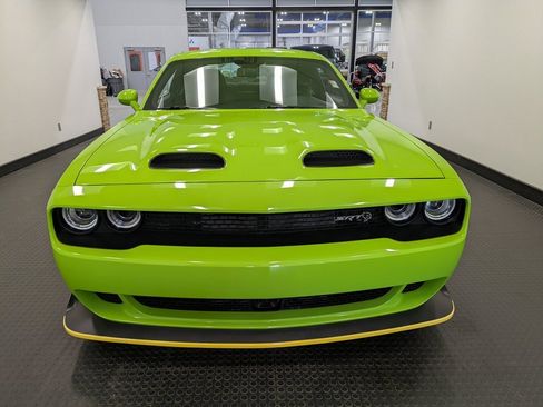 Used 2023 Dodge Challenger SRT Hellcat image 2