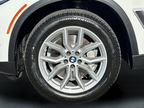 Used 2021 BMW X5 sDrive40i w/ Premium Package 2 image 26