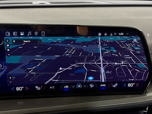 New 2026 Chevrolet Traverse LT image 13