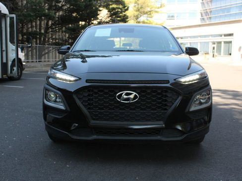 Used 2019 Hyundai Kona SE image 3