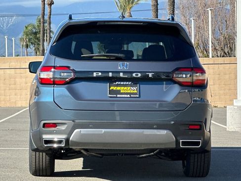 New 2026 Honda Pilot EX-L image 5