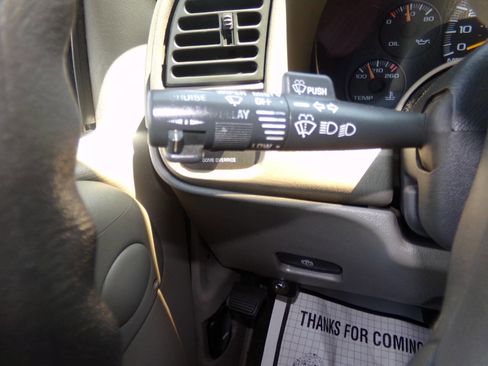 Used 1998 Chevrolet Astro w/ Convenience Group image 61