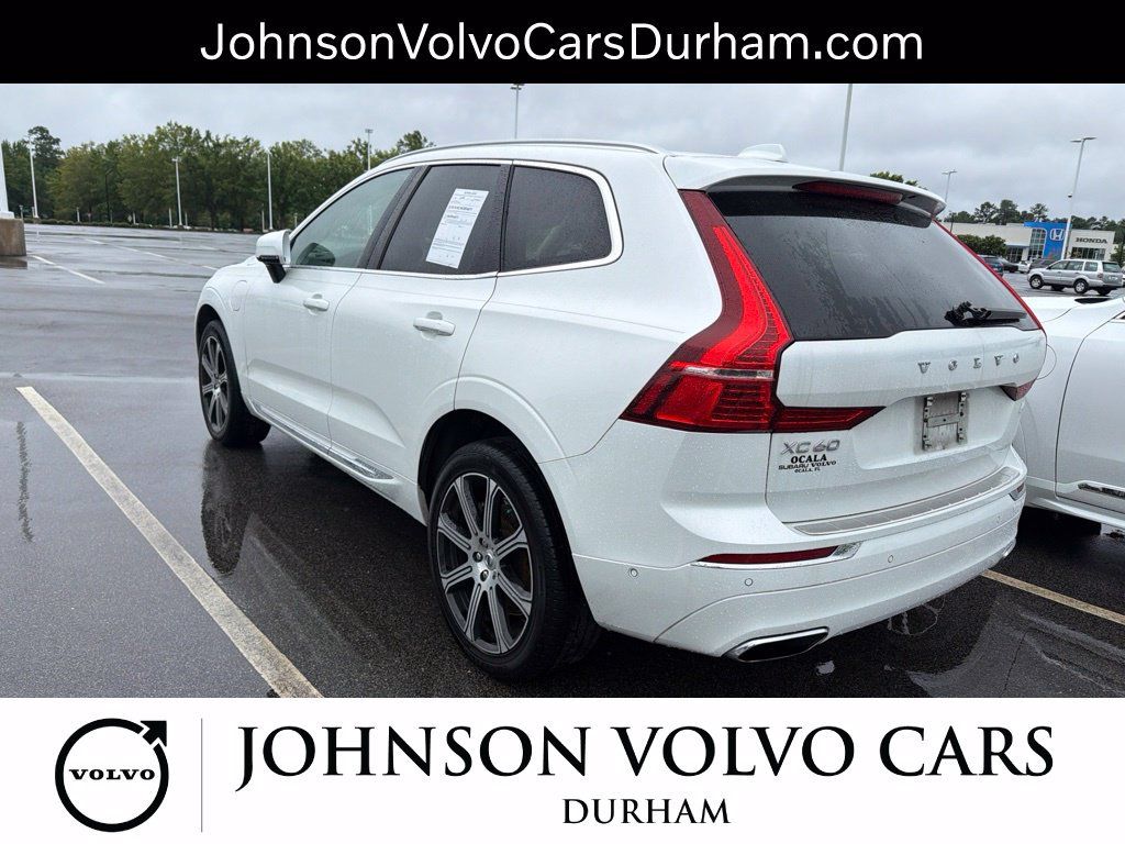 Used 2021 Volvo XC60 T8 Inscription w/ Advanced Package AWD/4WD image 12