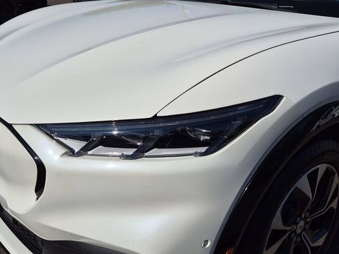 Certified 2023 Ford Mustang Mach-E Premium AWD/4WD image 3