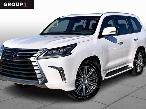 Used 2017 Lexus LX 570 4WD image 1