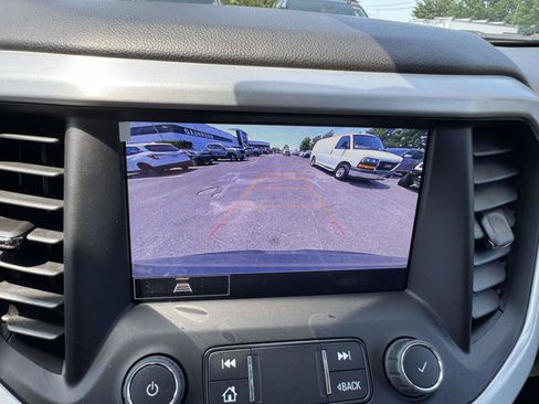 Used 2023 GMC Acadia SLE w/ Driver Convenience Package AWD/4WD image 27