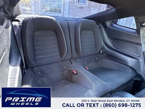 Used 2017 Ford Mustang Coupe RWD image 14