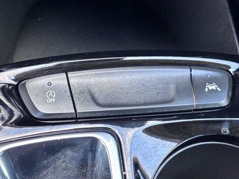 Used 2025 Chevrolet Trax ACTIV w/ Driver Confidence Package FWD image 29