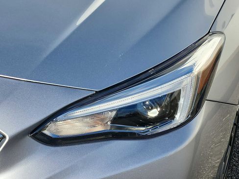 Used 2023 Subaru Impreza 2.0i Limited image 9