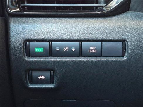 Used 2023 Nissan Sentra SV w/ All-Weather Package FWD image 16