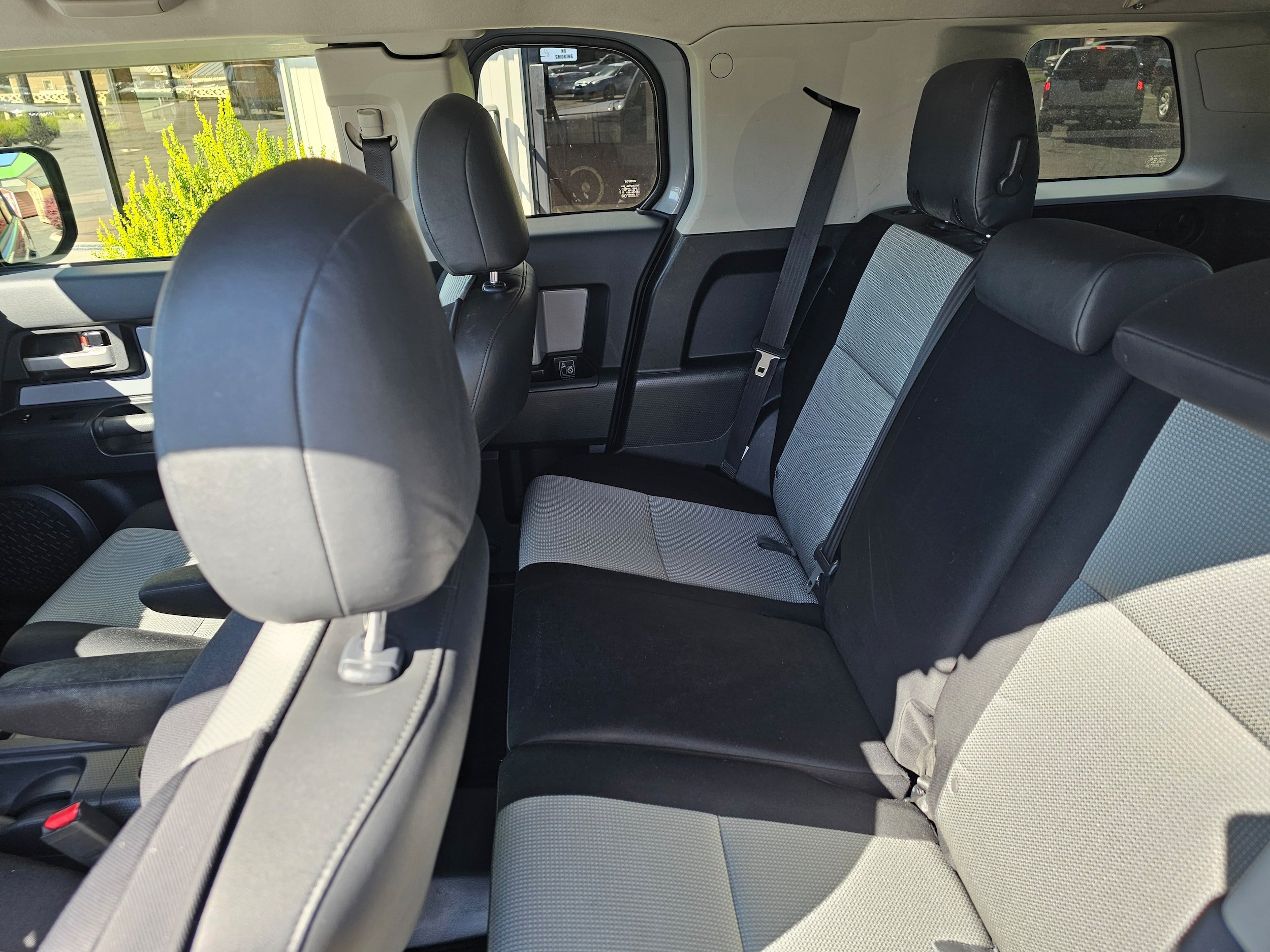 Used 2013 Toyota FJ Cruiser 4WD w/ Trail Teams Special Edition image 18