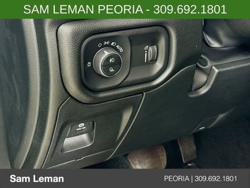 New 2026 RAM 1500 Express AWD/4WD image 10