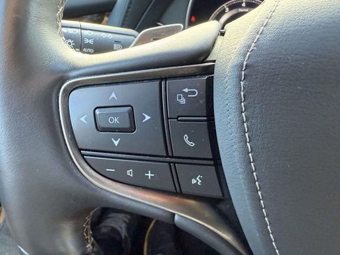 Used 2022 Lexus LS 500 AWD w/ Interior Upgrade Package image 22